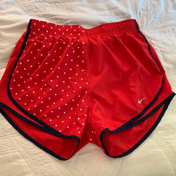 Nike Pants - Nike dri fit shorts